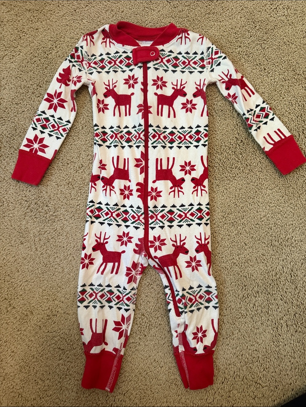 Hanna Andersson Red & White Reindeer Kids Footed One-Piece 18-24 months
